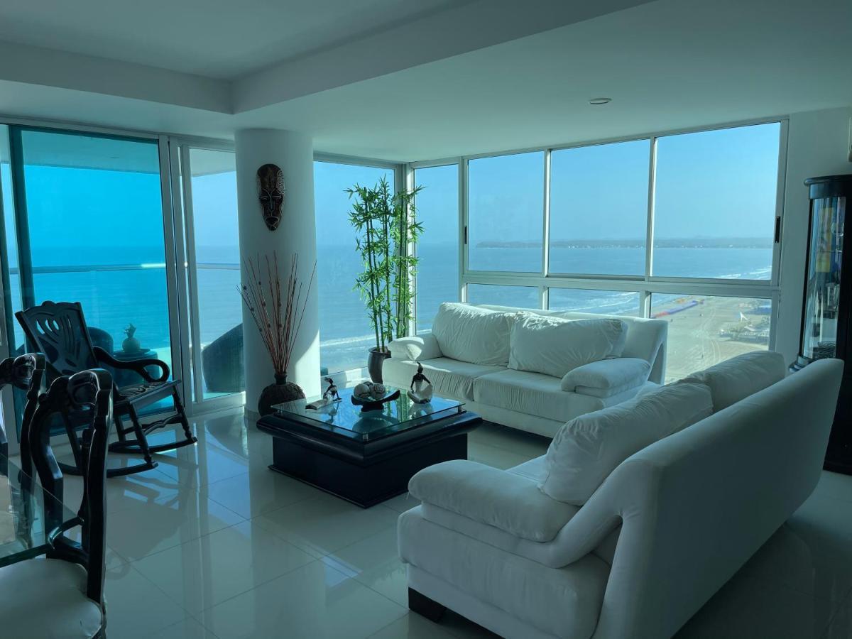 Cartagena Beach Front Apartments Bagian luar foto