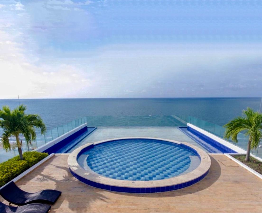 Cartagena Beach Front Apartments Bagian luar foto