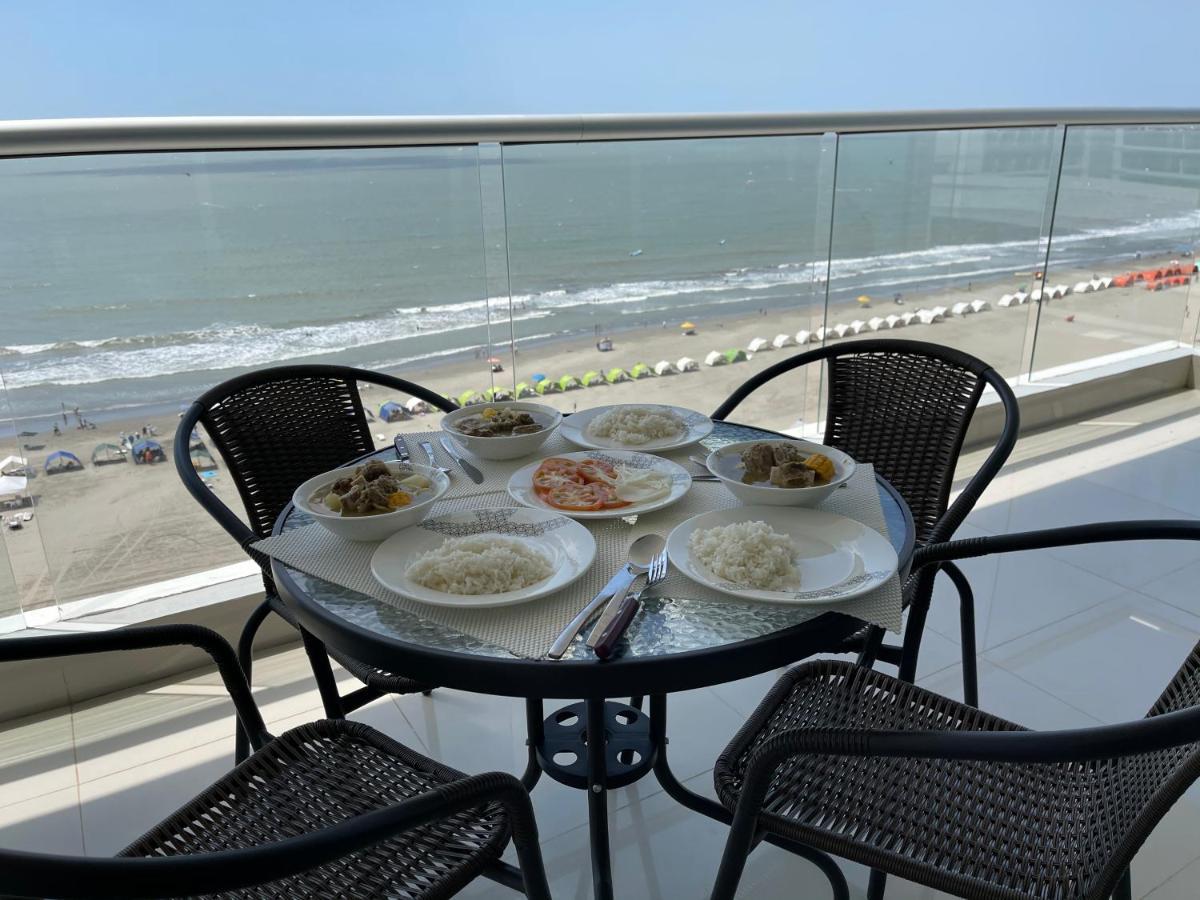 Cartagena Beach Front Apartments Bagian luar foto