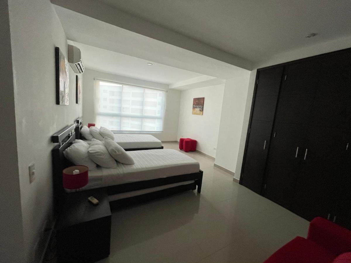 Cartagena Beach Front Apartments Bagian luar foto