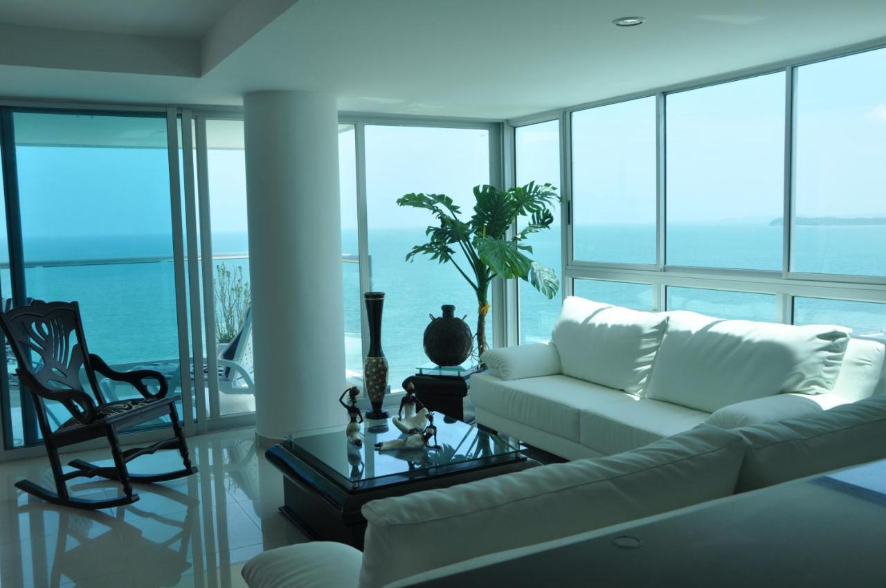 Cartagena Beach Front Apartments Bagian luar foto