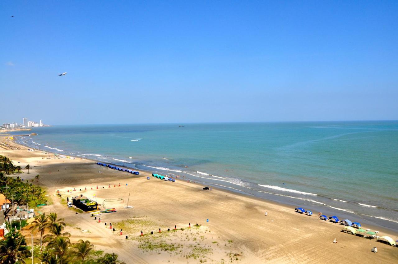 Cartagena Beach Front Apartments Bagian luar foto